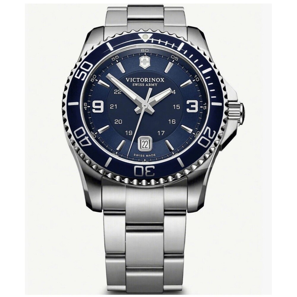 BLUE BLOODS Swiss Army Victorinox Maverick Watch (Official Cast & Crew Swag) - Picture 8 of 8